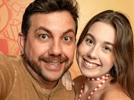 Ubá se despede do 'BBB 25': Edilberto e Raissa são eliminados com 50,70% dos votos Os ubaenses Edilberto e Raissa encerraram sua jornada no Big Brother Brasil 25 na noite desta terça-feira (28), após receberem 50,70% dos votos em um paredão triplo. Pai e filha, conhecidos por sua atuação no circo, representaram a cultura da nossa região e conquistaram admiradores durante o programa.